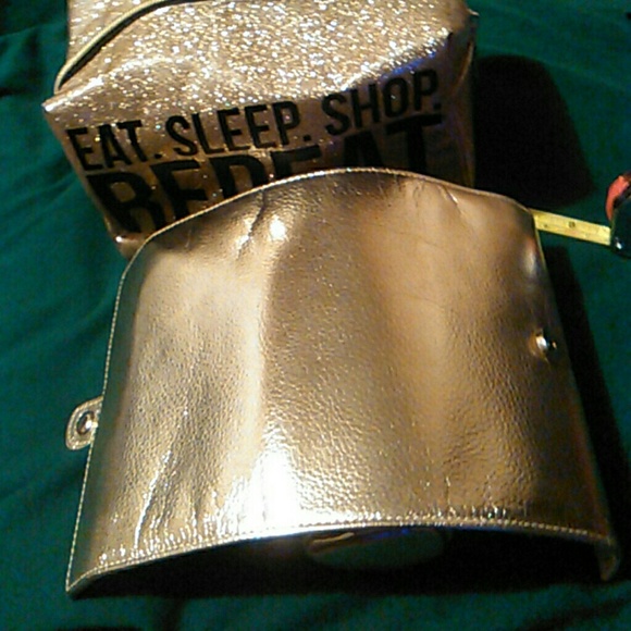 Gold evening clutch and pouch - Picture 6 of 6